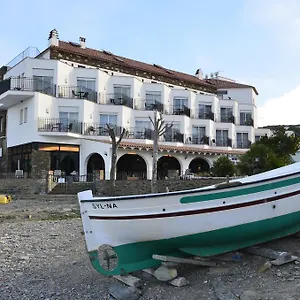 https://hotel-llane-petit.catalonia-hotels.com