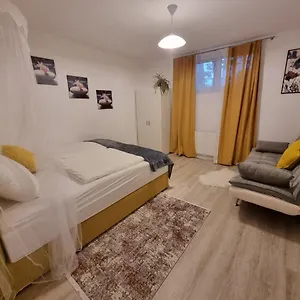 https://cozy-nest.salzburghotels.net