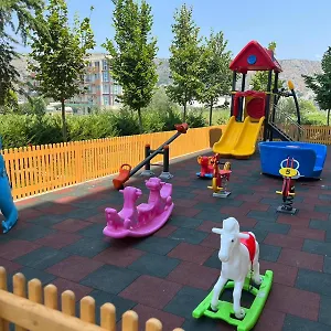 verificați disponibilitatea