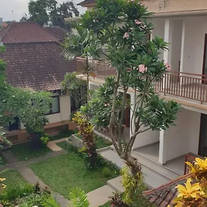 https://gangga-house.ubudhotelsnow.com